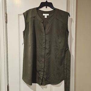 Motherhood Maternity Blouse size medium Olive Green